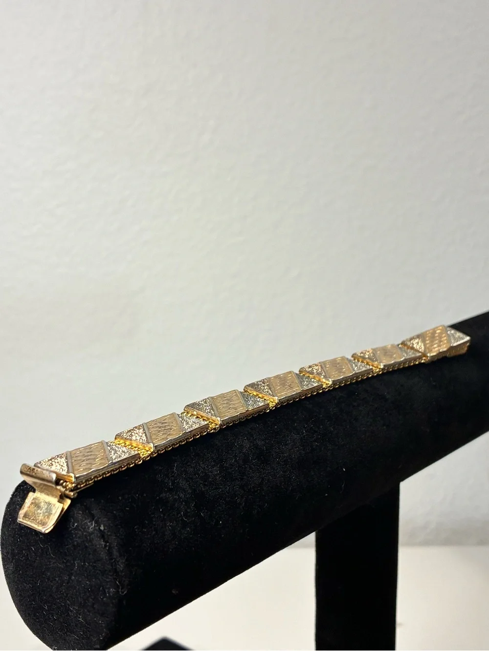 VTG Gold and Silver Tone Textured Link Bracelet SMALL  - Women Jewelry